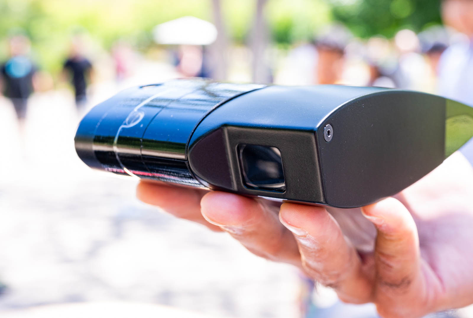 Apple menggunakan modul khusus untuk film F1-nya, menampilkan sensor kamera iPhone dan A-Series SoC untuk melakukan semua pengangkatan berat, saat merekam dalam format Prores Lossless